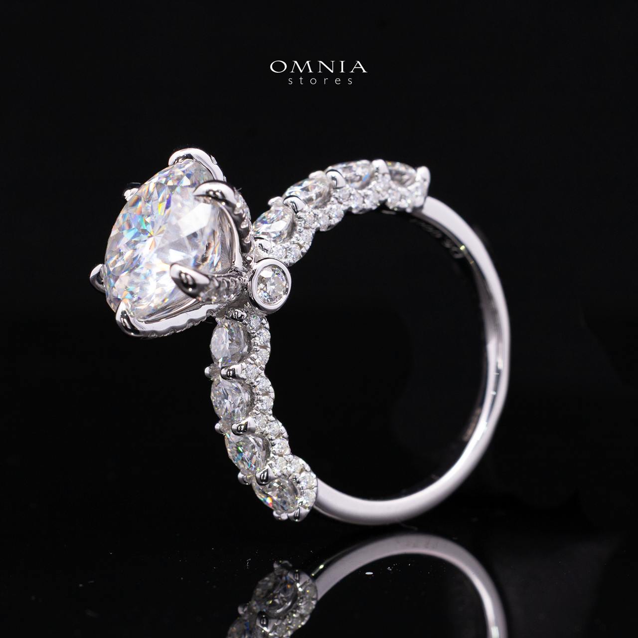 Fidaa White Moissanite Round Cut Ring GRA Certified in High Quality 925 Silver 11mm 5ct