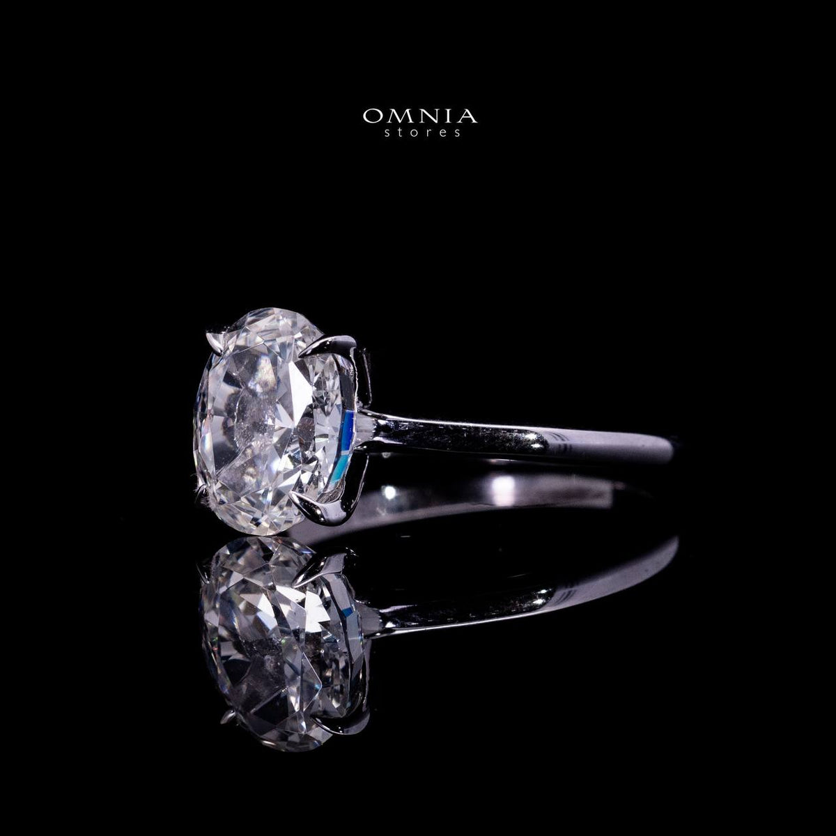 Neda White Ring In 925 Silver High Quality Lab Grown Stones - OMNIASTORES UAE