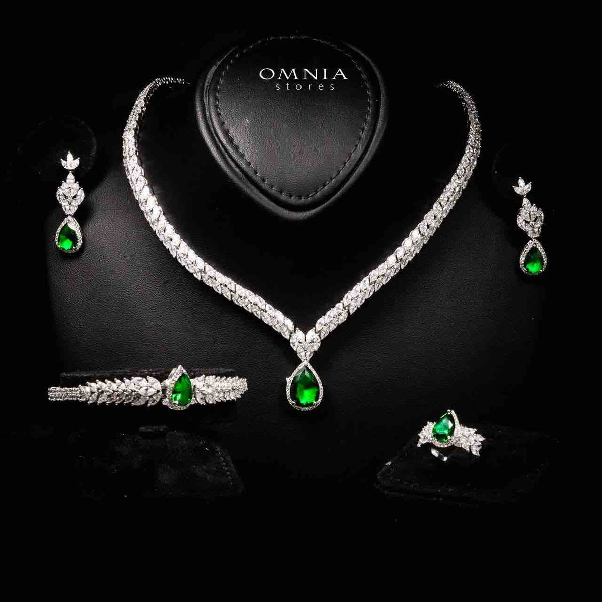 Omnia Aamira Teardrop-Design Bridal Crystal Emerald Green Full Set with High-Quality Zircon Stones in Rhodium-Plated Finish - OMNIASTORES UAE