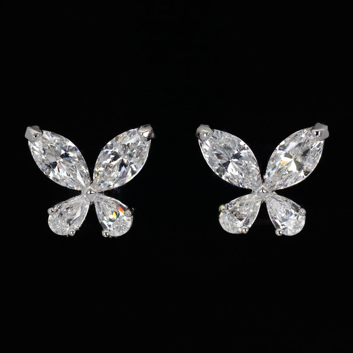 Omnia Ziara White Floral Earrings With High Quality Certified Lab Crafted Stones In 925 Silver - OMNIASTORES UAE