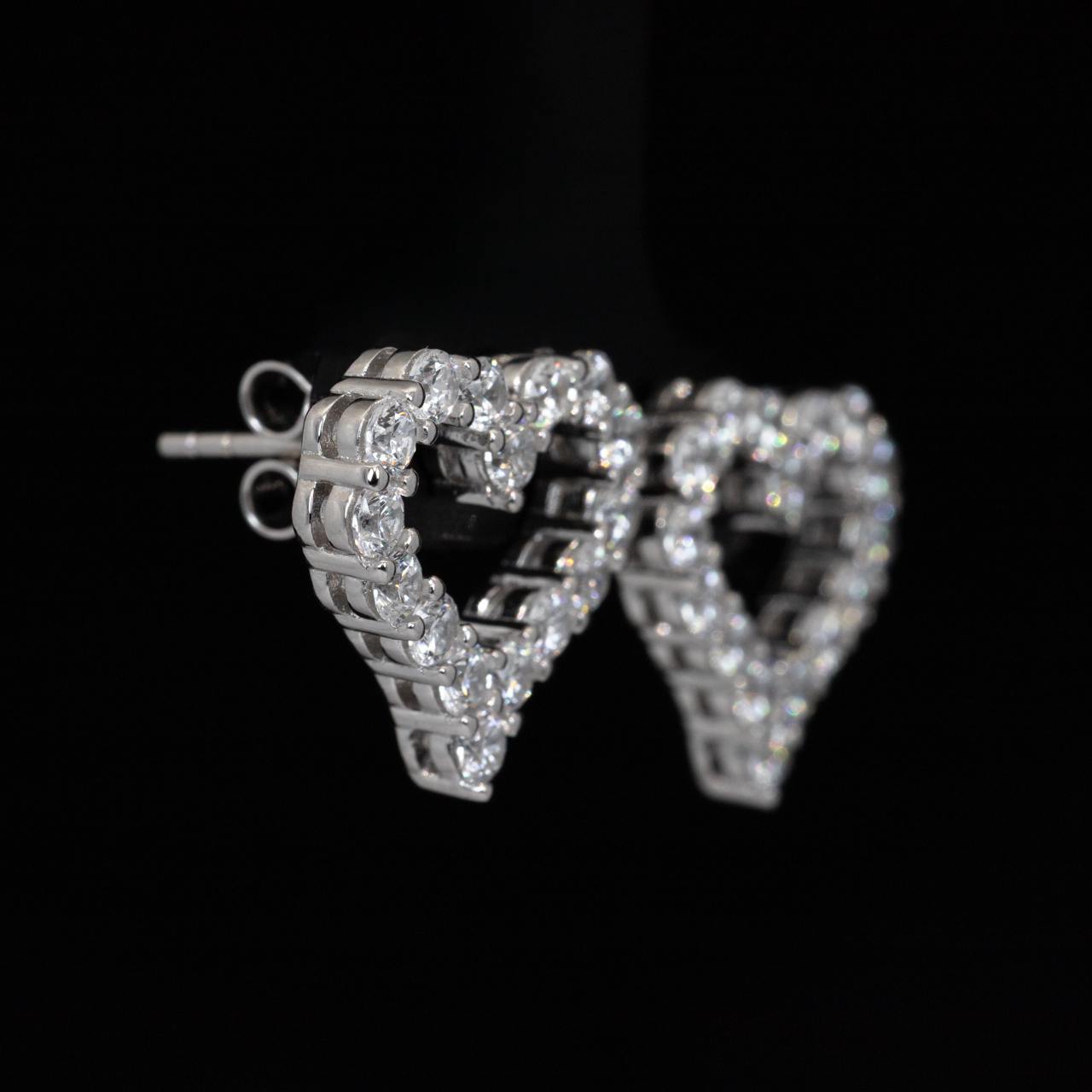 Omnia Afiya White Heart Earrings With High Quality Certified Lab Crafted Stones In 925 Silver - OMNIASTORES UAE