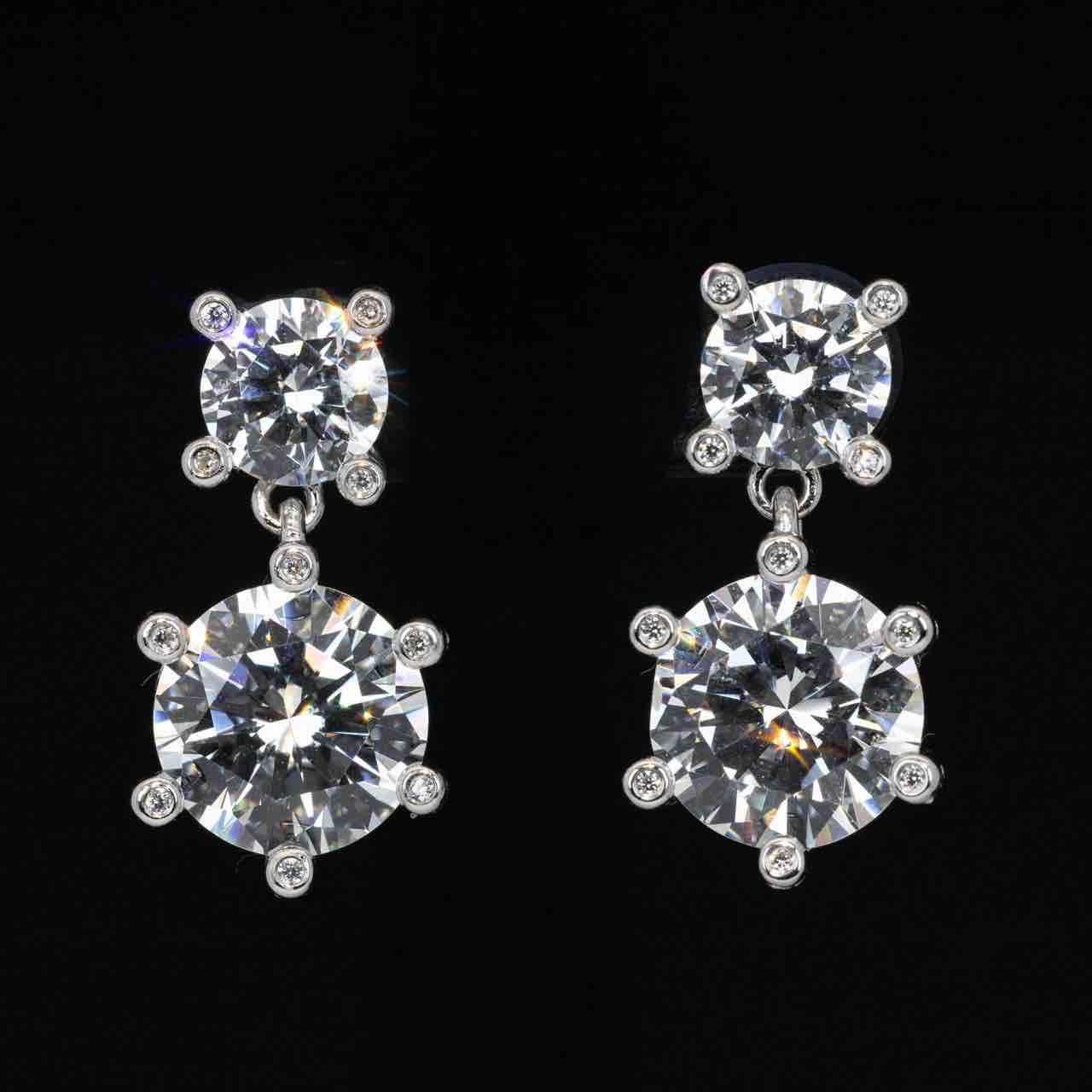 Omnia Asel White Round Earrings With High Quality Certified Lab Crafted Stones In 925 Silver - OMNIASTORES UAE