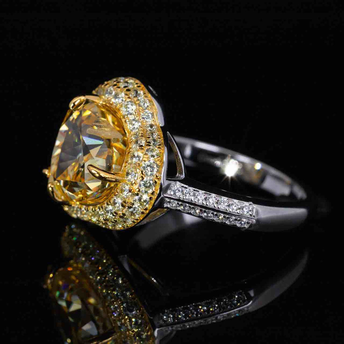 Omnia Ziyah Yellow Heart Ring With High Quality Simulated Diamonds In 925 Silver - OMNIASTORES UAE