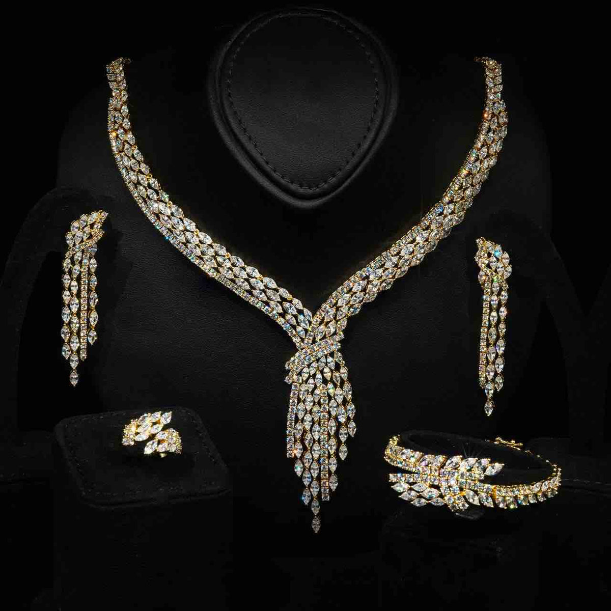 Omnia Fatma Gold Luxury Bridal Full Set in High Quality Zircon Stone in Rhodium Plated - OMNIASTORES UAE