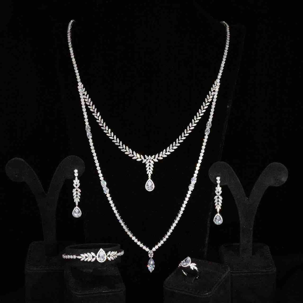 Omnia Miley White Luxury Bridal Long Chain Full Set in High Quality Zircon Stone Rhodium Plated - OMNIASTORES UAE