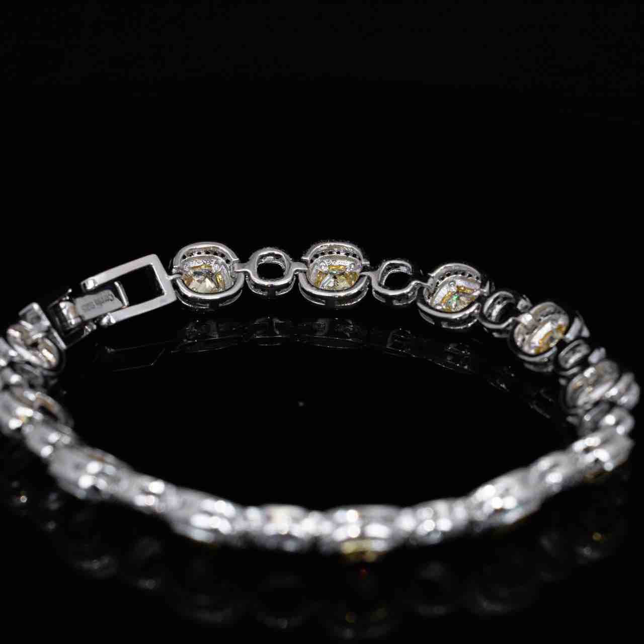 Omnia Faila White and Yellow Bracelet With High Quality Simulated Diamonds In 925 Silver - OMNIASTORES UAE