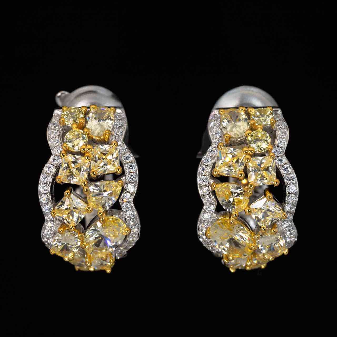 Omnia Sofie Yellow Clip Earrings With High Quality Simulated Diamonds In 925 Silver - OMNIASTORES UAE