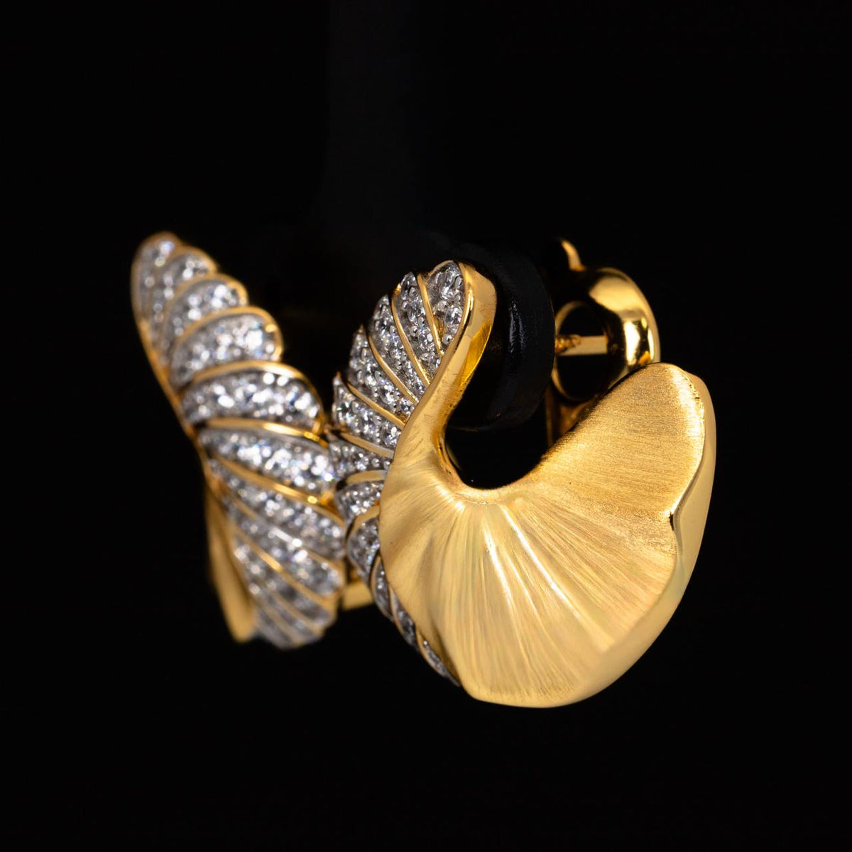 Omnia Zylah Gold Clip Earrings With High Quality Simulated Diamonds In 925 Silver - OMNIASTORES UAE