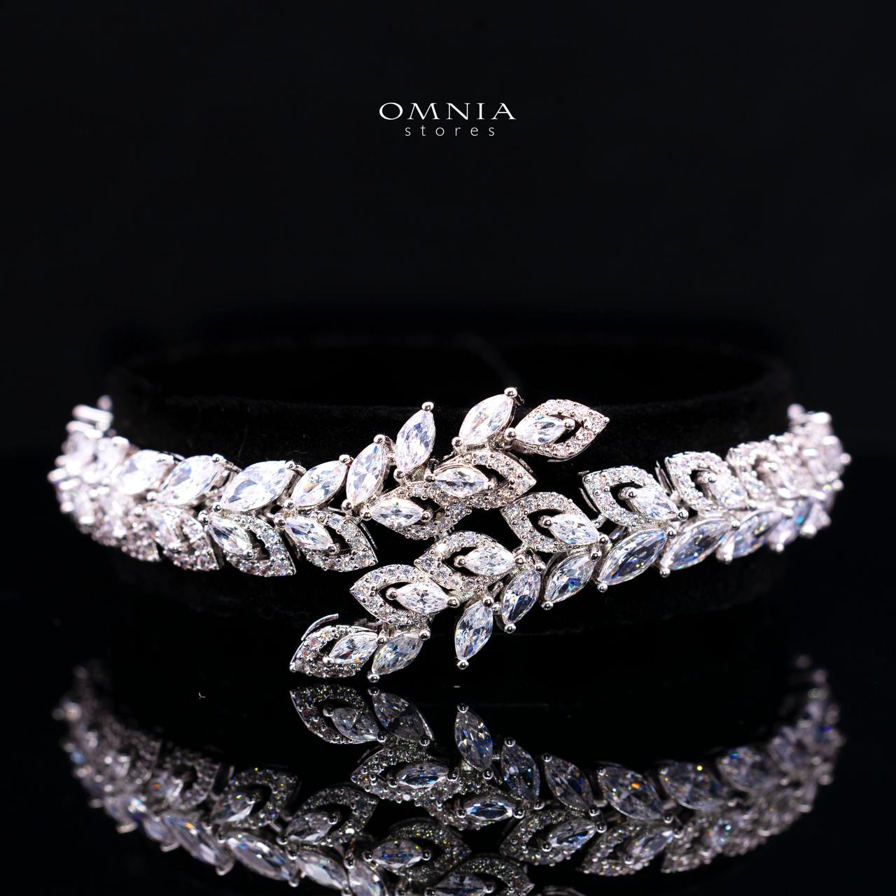 Omnia Safe Luxury Bridal White Full Set In High Quality Zircon Stone Rhodium Plated