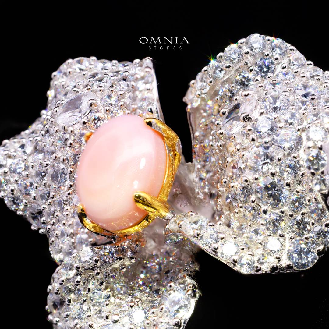 Omnia Adhara Brooch in 92.5 Silver with High Quality Simulated Diamonds