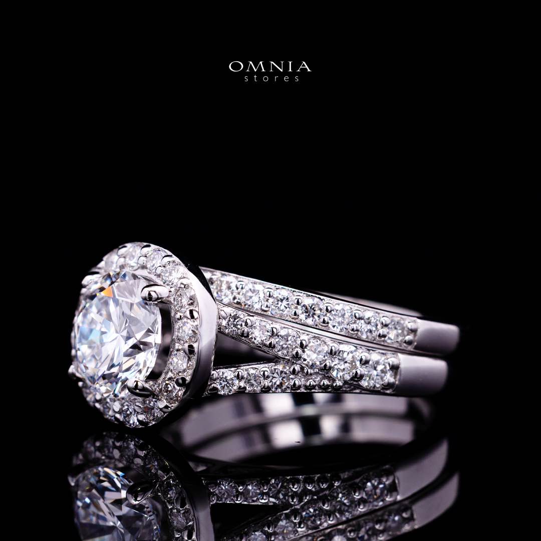 Mayar Lab Grown With IGI Certified D VS 1 Oval Brilliant White Ring in 925 Silver 1.3ct