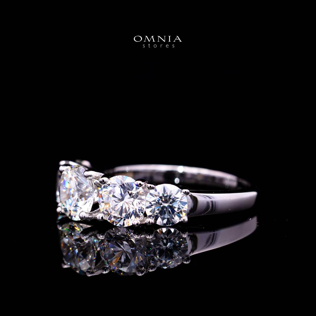 Parisa White Ring In 925 Silver High Quality Certified Lab Crafted Stones
