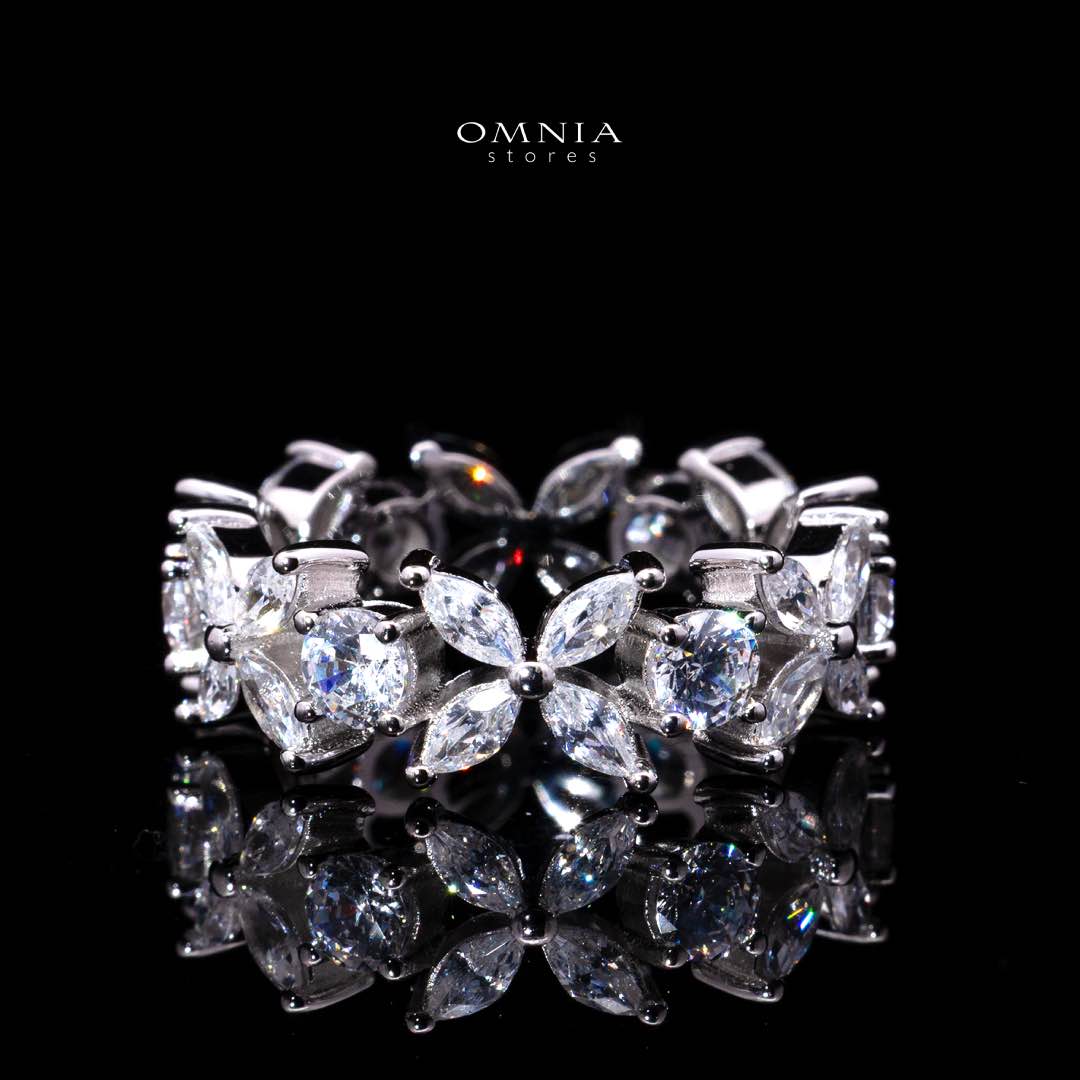 Omnia Lamara Floral-Inspired Ring in 92.5 Silver with High Quality Iced Cut Stones