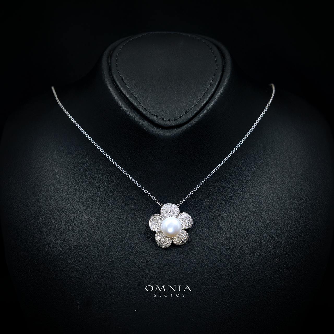 Najaah Floral Fresh Water Pearl Necklace in 925 Silver with High-Quality Simulated Diamonds