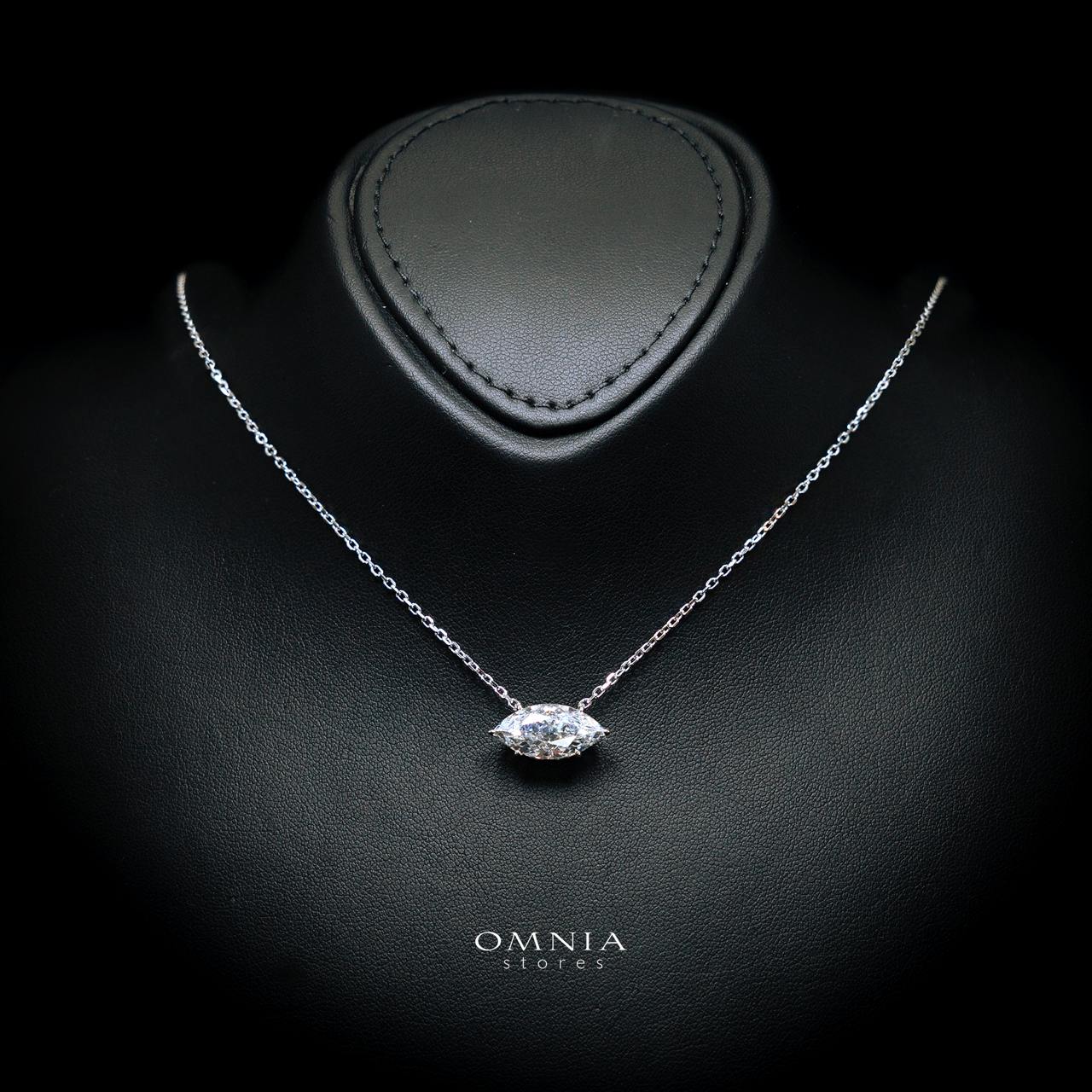 Carrie Necklace with Certificate, High-Quality Premium Simulated Diamonds in 925 Sterling Silver