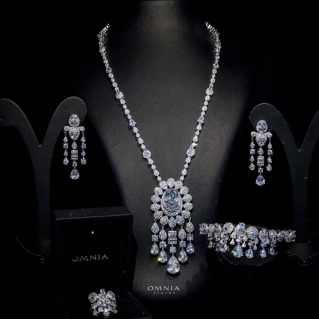 Omnia Aleya White Bridal Full Long chain Set in High Quality Simulated Diamonds - OMNIASTORES UAE
