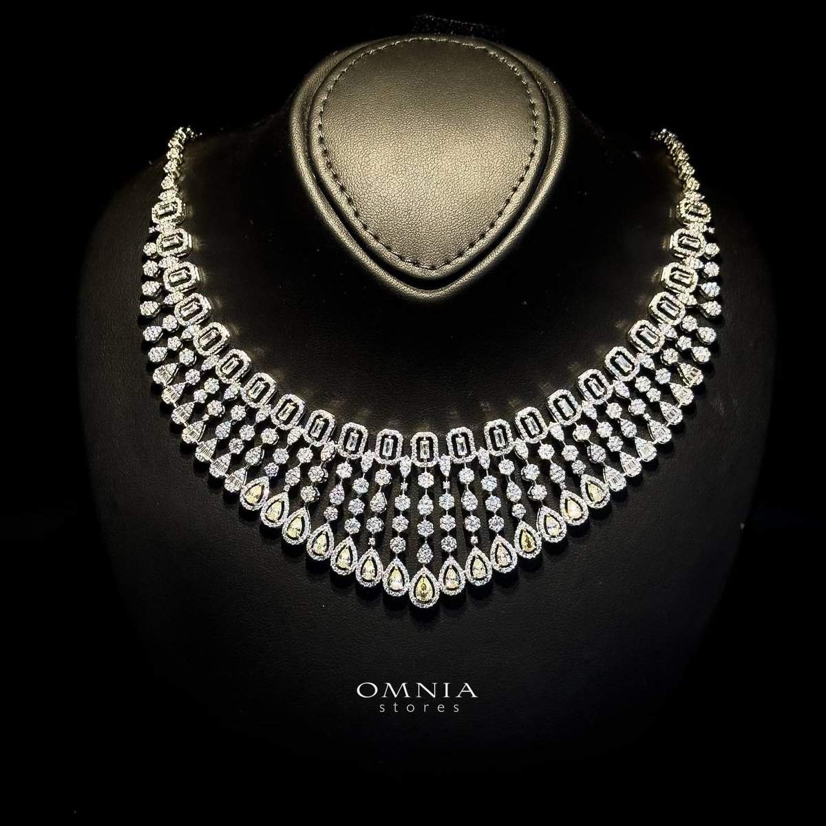 Ruqayya Bundle Silver Color Set - OMNIASTORES UAE