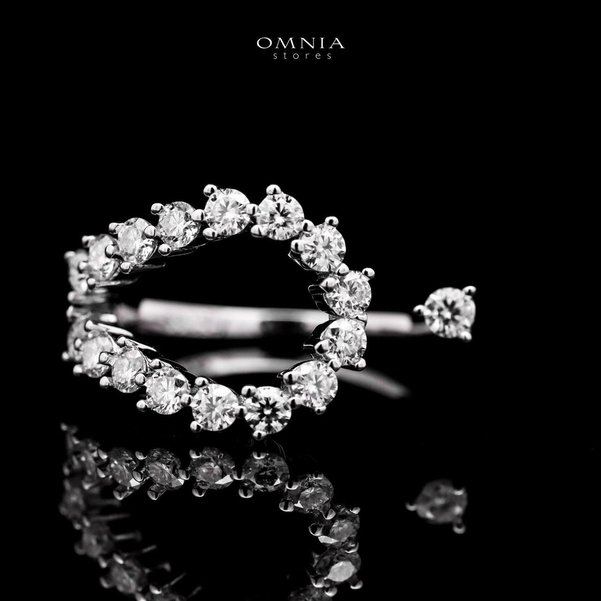 Solara White Moissanite Stone Ring With GRA Certified High Quality in 925 Silver - OMNIASTORES UAE