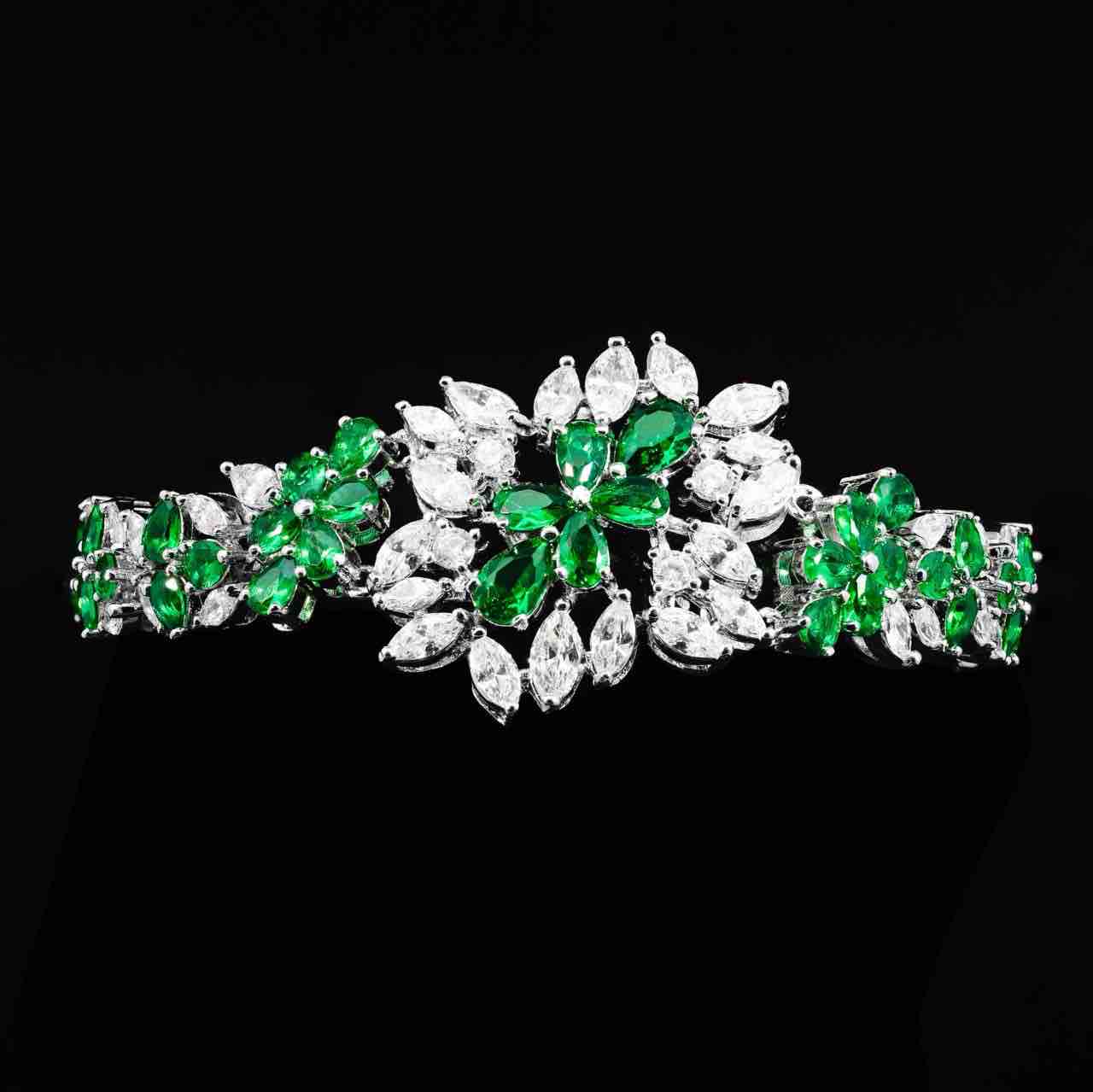 Omnia Nourah Green Luxury Bridal Full Set in High Quality Zircon Stone in Rhodium Plated