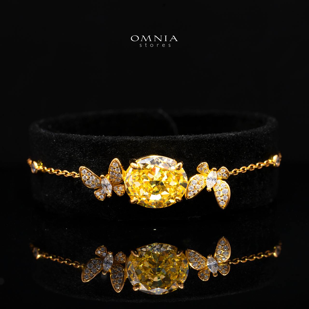 Maysun Yellow Gold-Plated Bracelet in 925 Silver with Premium Simulated Diamonds