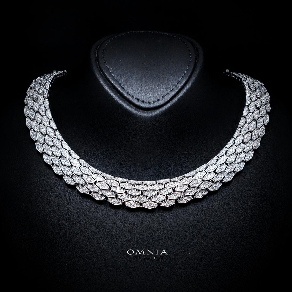 Coleen Luxury Bridal Full Set with High-Quality Simulated Diamonds – Rhodium Plated