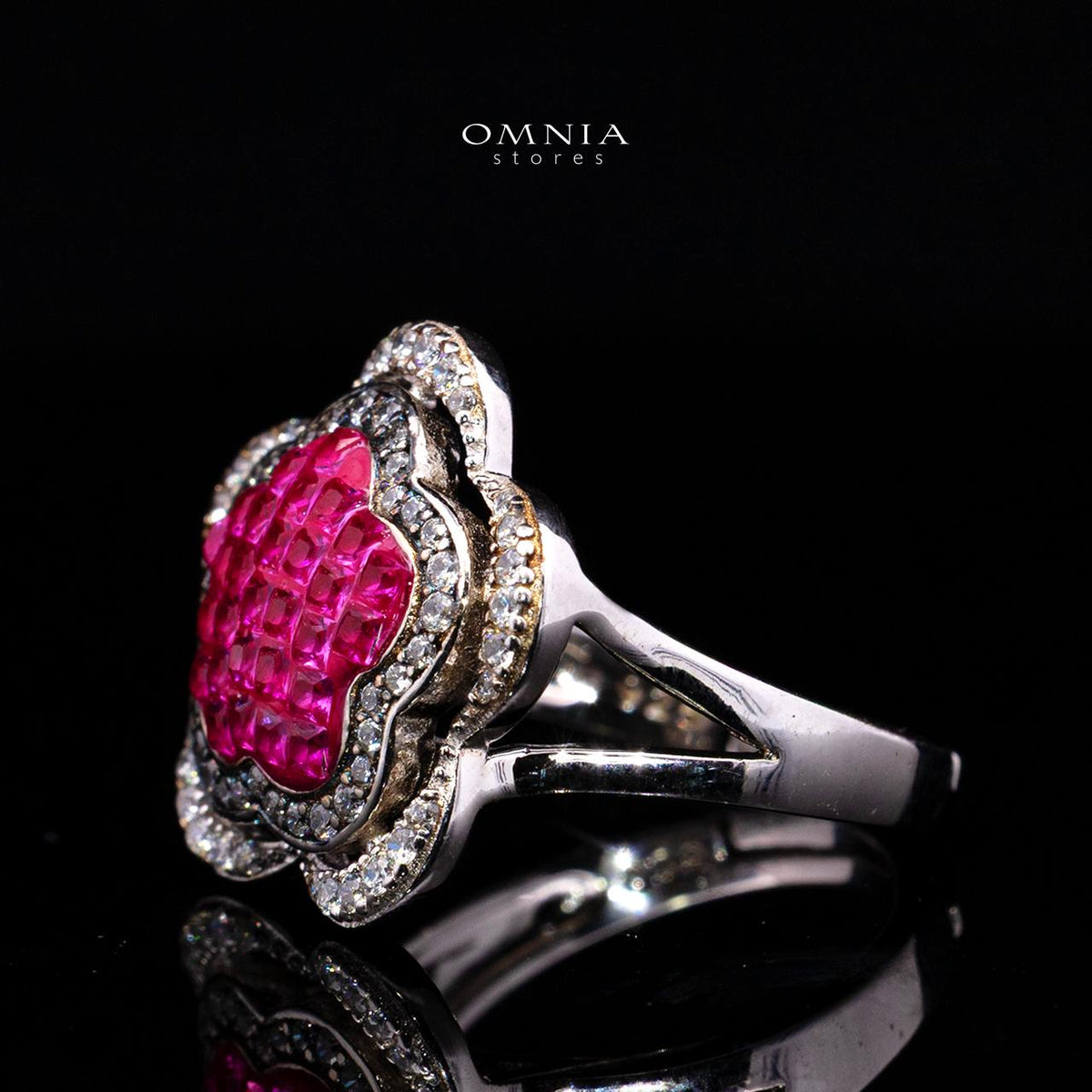 Lamisra Ring with High-Quality Premium Simulated Diamonds in 925 Sterling Silver