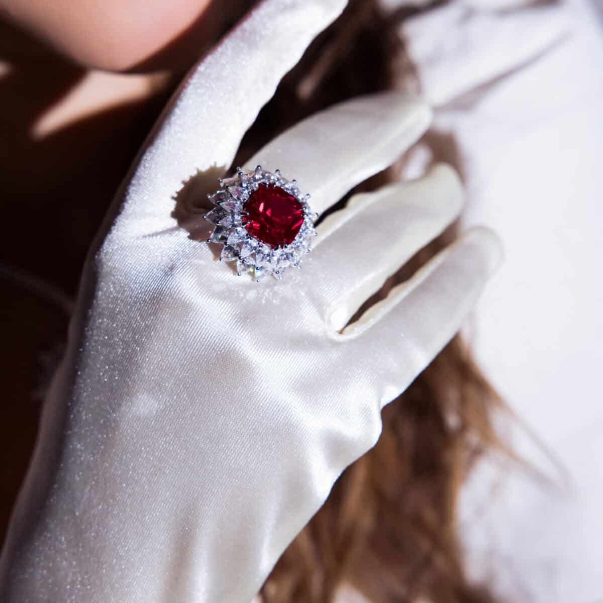 Omnia Thalia Red Ring 92.5 Silver in High Quality Simulated diamonds - OMNIASTORES UAE