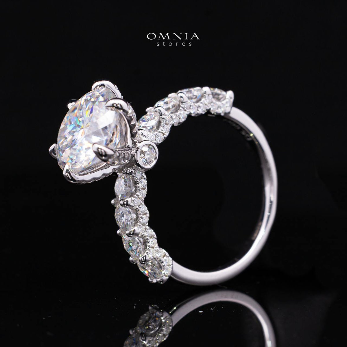 Fidaa White Moissanite Round Cut Ring GRA Certified in High Quality 925 Silver 11mm 5ct