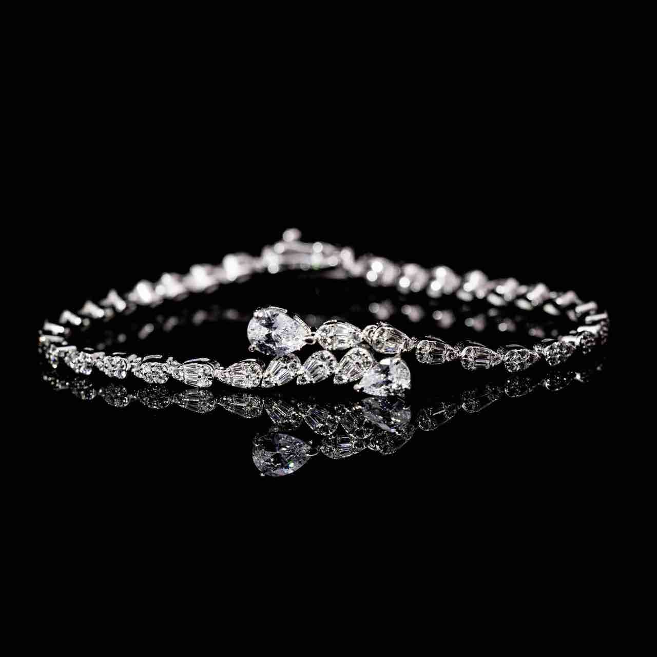 Omnia Khuloud White Bridal Full Set in 925 Silver High Quality Simulated Diamonds - OMNIASTORES UAE