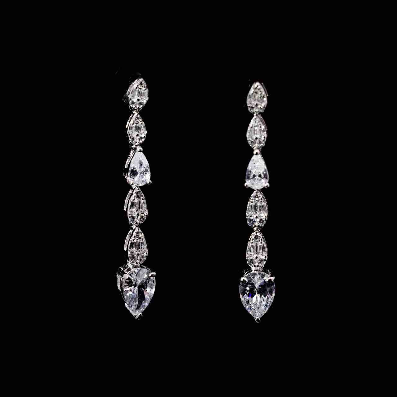 Omnia Khuloud White Bridal Full Set in 925 Silver High Quality Simulated Diamonds - OMNIASTORES UAE