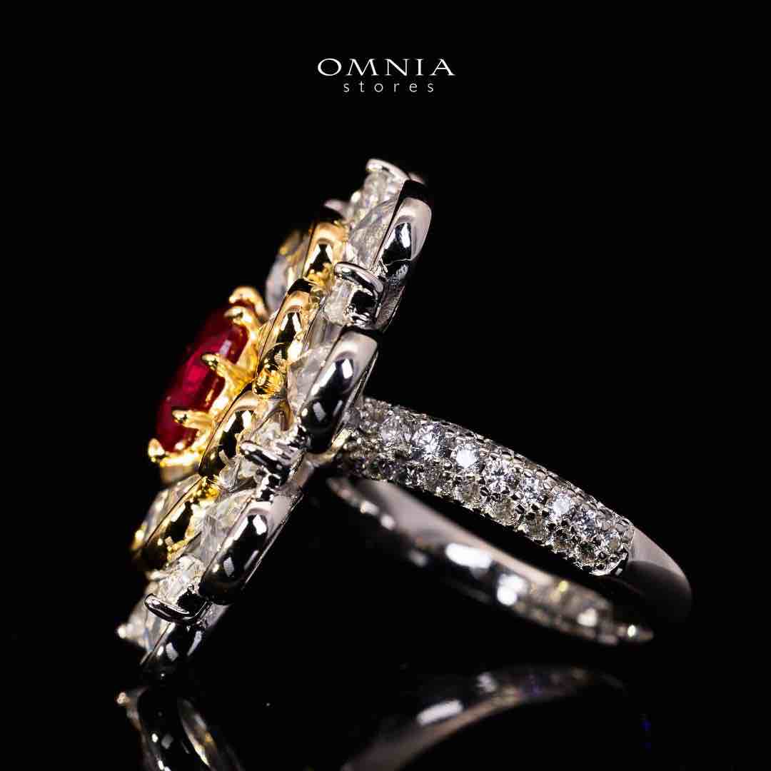 Omnia Alsha White and Gold Floral Ring With High Quality Certified Lab Crafted Stones In 925 Silver - OMNIASTORES UAE