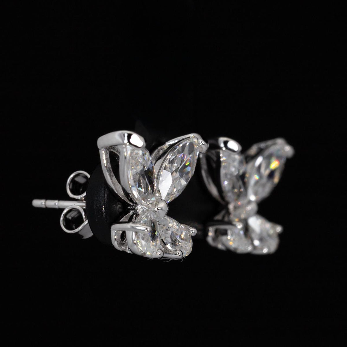 Omnia Ziara White Floral Earrings With High Quality Certified Lab Crafted Stones In 925 Silver - OMNIASTORES UAE