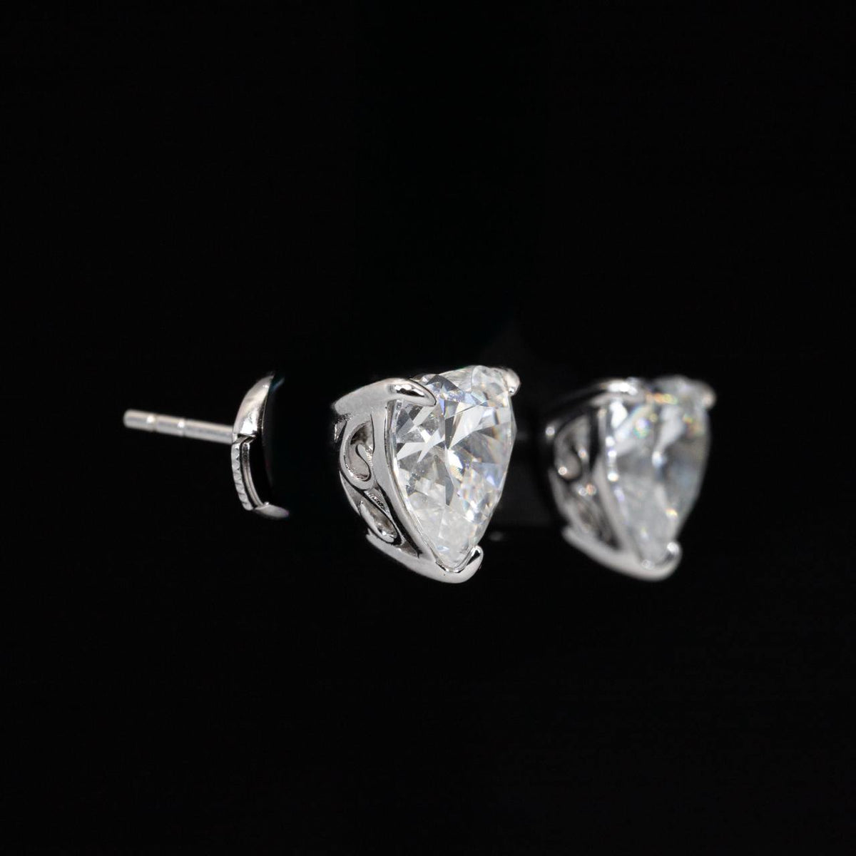 Omnia Nabia White Heart Earrings With High Quality Certified Lab Crafted Stones In 925 Silver - OMNIASTORES UAE