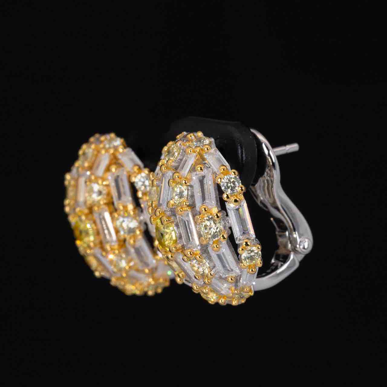 Omnia Lahna White and Yellow Clip Earrings With High Quality Simulated Diamonds In 925 Silver - OMNIASTORES UAE