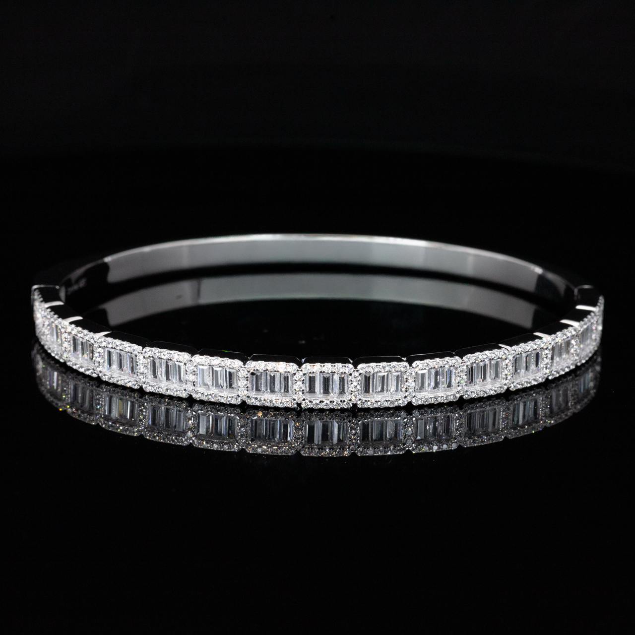 Omnia Nyela White Bangle With High Quality Simulated Diamonds In 925 Silver - OMNIASTORES UAE