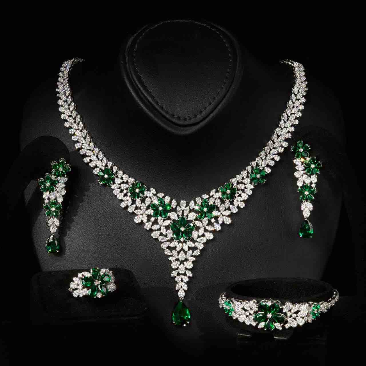 Omnia Karla Green Luxury Bridal Full Set in High Quality Rhodium Plated Zircon Stones - OMNIASTORES UAE
