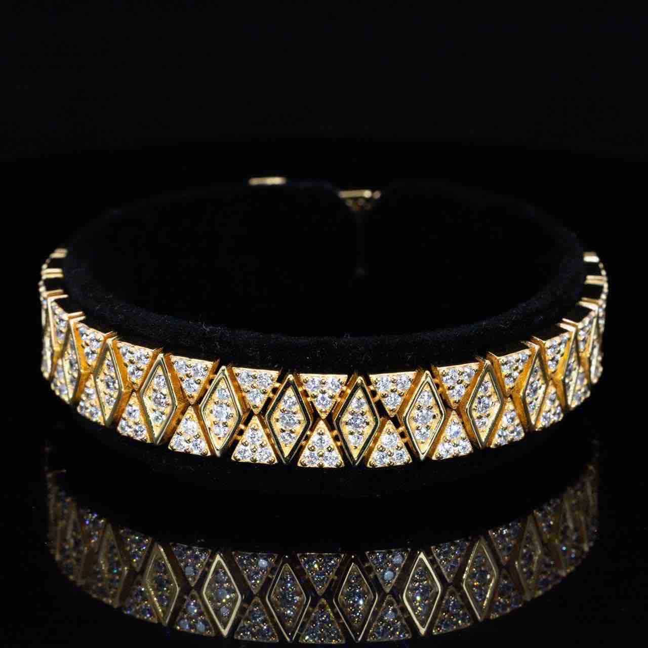 Omnia Saly Gold and White Bracelet With High Quality Simulated Diamonds In 925 Silver - OMNIASTORES UAE