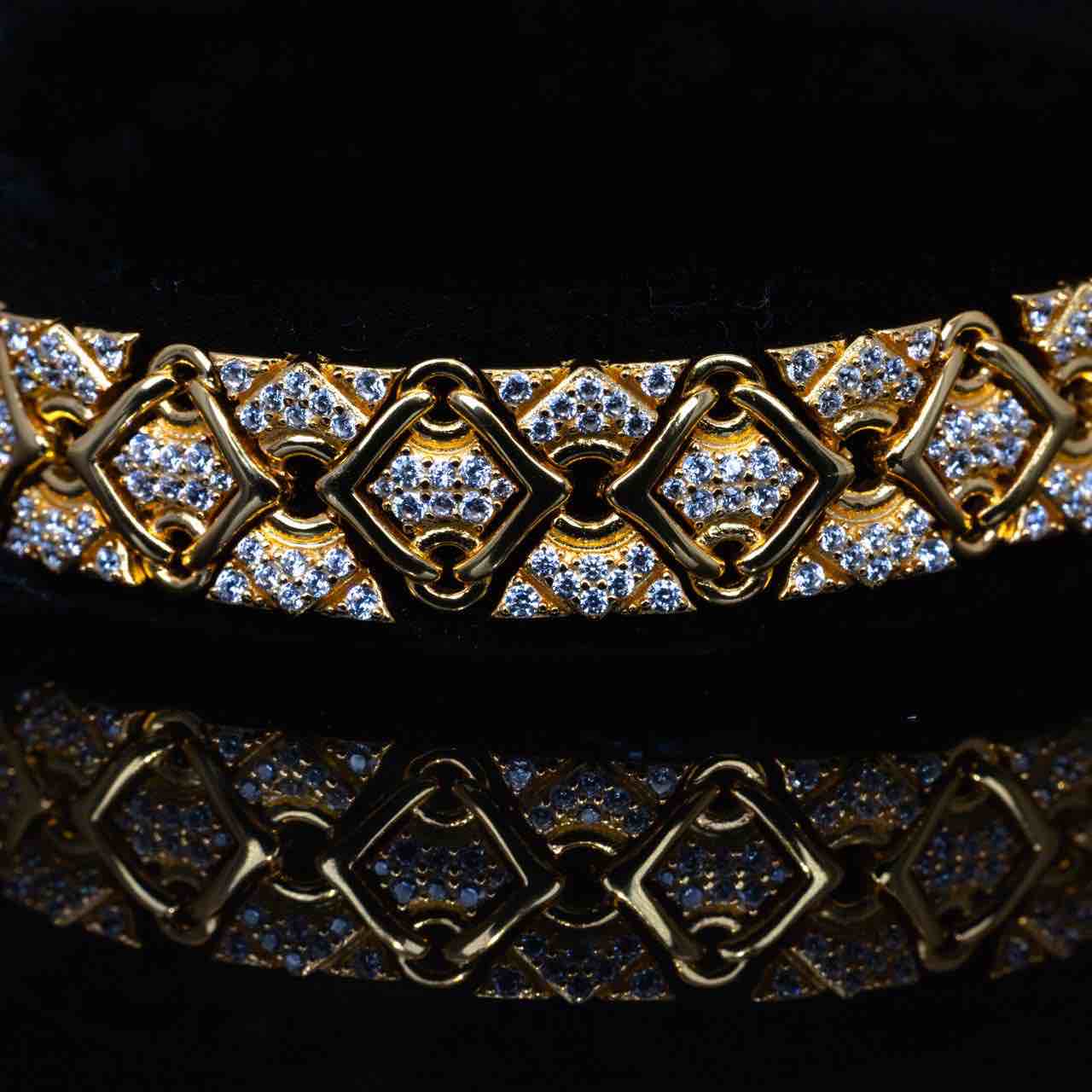 Omnia Lisi Gold and White Bracelet With High Quality Simulated Diamonds In 925 Silver - OMNIASTORES UAE