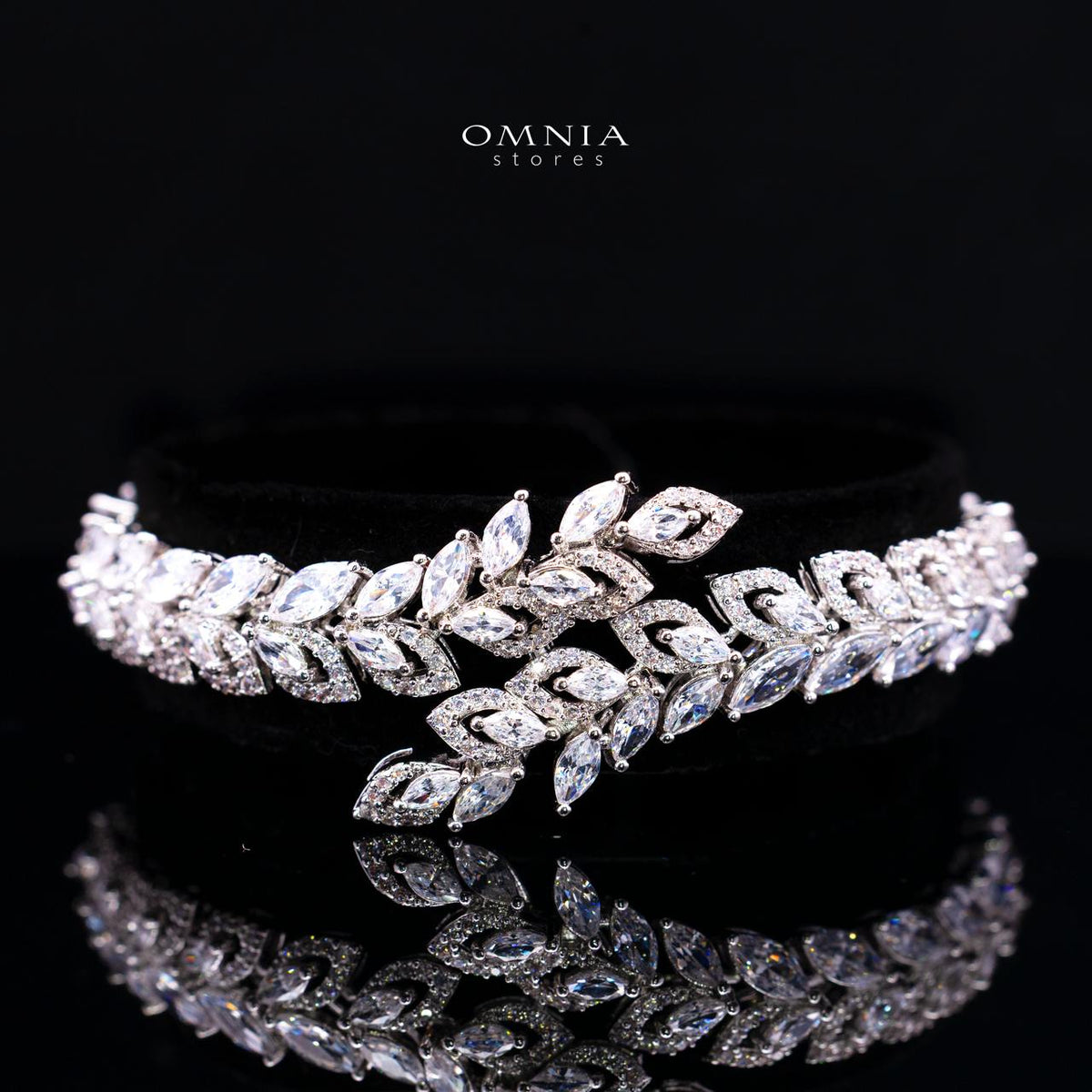 Omnia Safe Luxury Bridal White Full Set In High Quality Zircon Stone Rhodium Plated