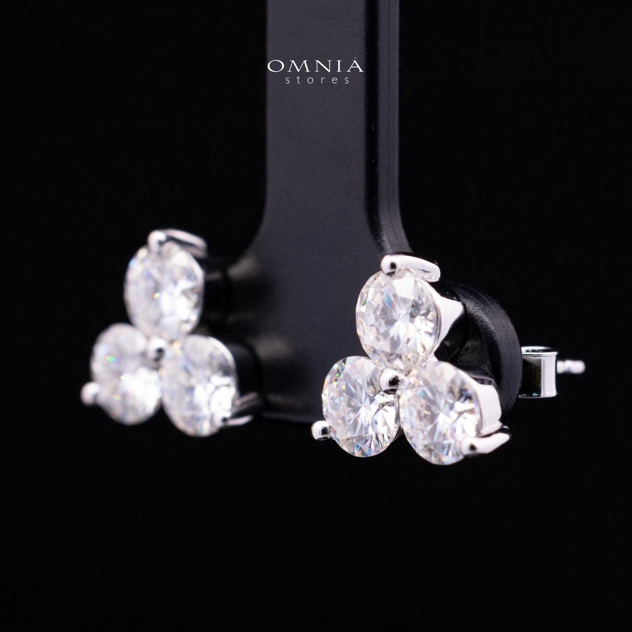 Hawiya White Moissanite Trilogy Cluster Stud Earrings with GRA Certificate – 5mm (0.5ct), Rhodium-Plated 925 Sterling Silver