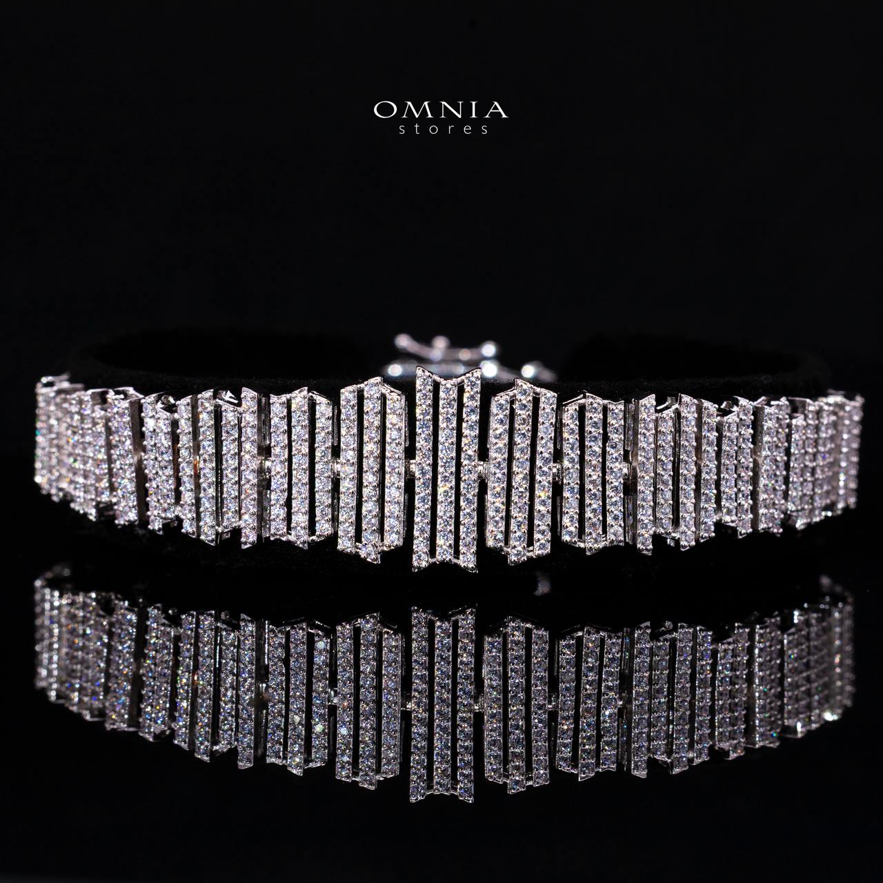 Zuhaira White Luxury Bridal Full Jewelry Set with High-Quality Premium Simulated Diamonds