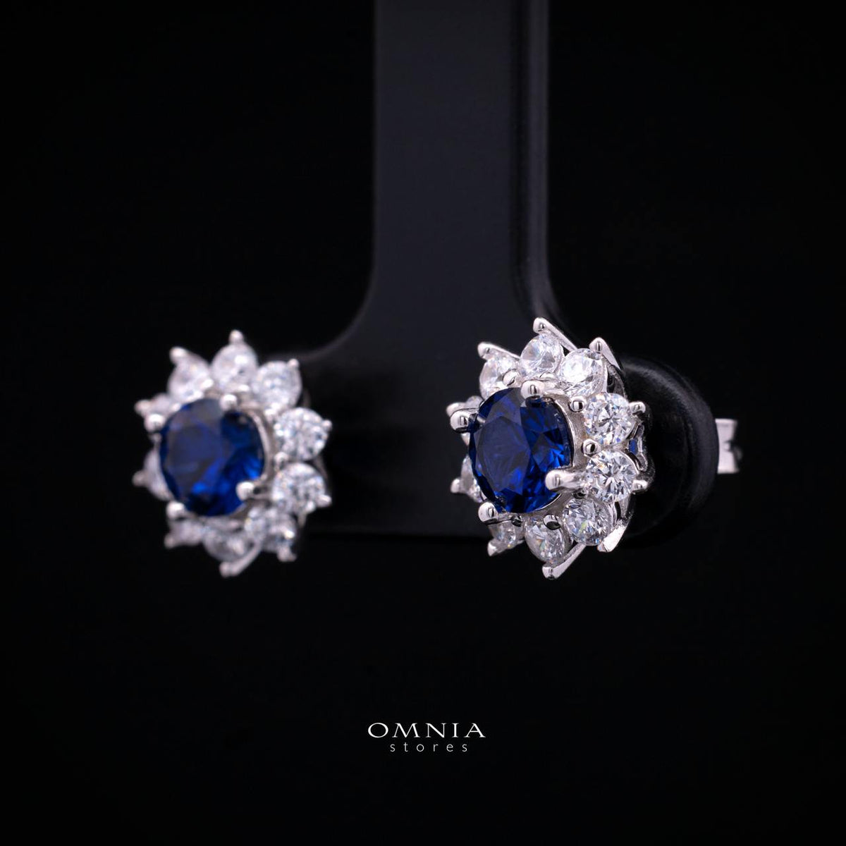 Henrietta Lab-Grown Blue Sapphire Earring with GRC Certificate, Round 5mm in 925 Sterling Silver