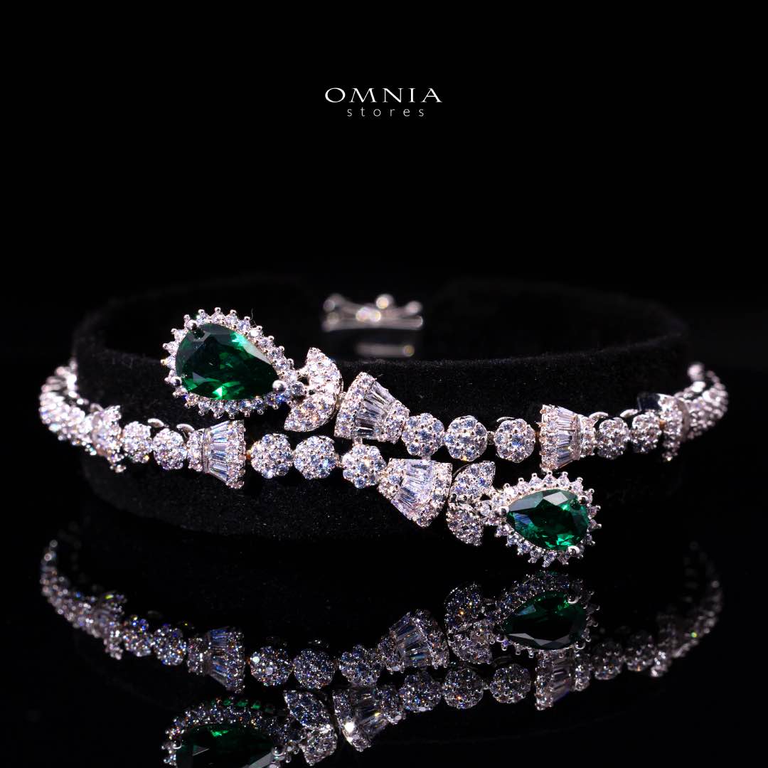 Omnia Ethereal Green Drop-Down Pear Shape Full Set in Rhodium Plated