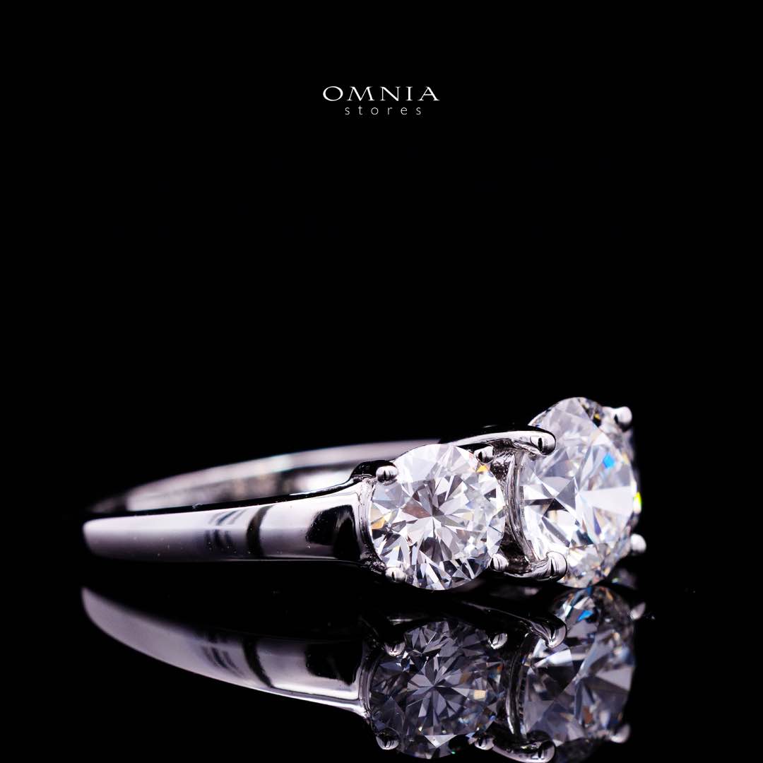 Samiah Lab Grown With IGI Certified Round Brilliant D VS1 White Ring High Quality 925 Silver 1.00ct