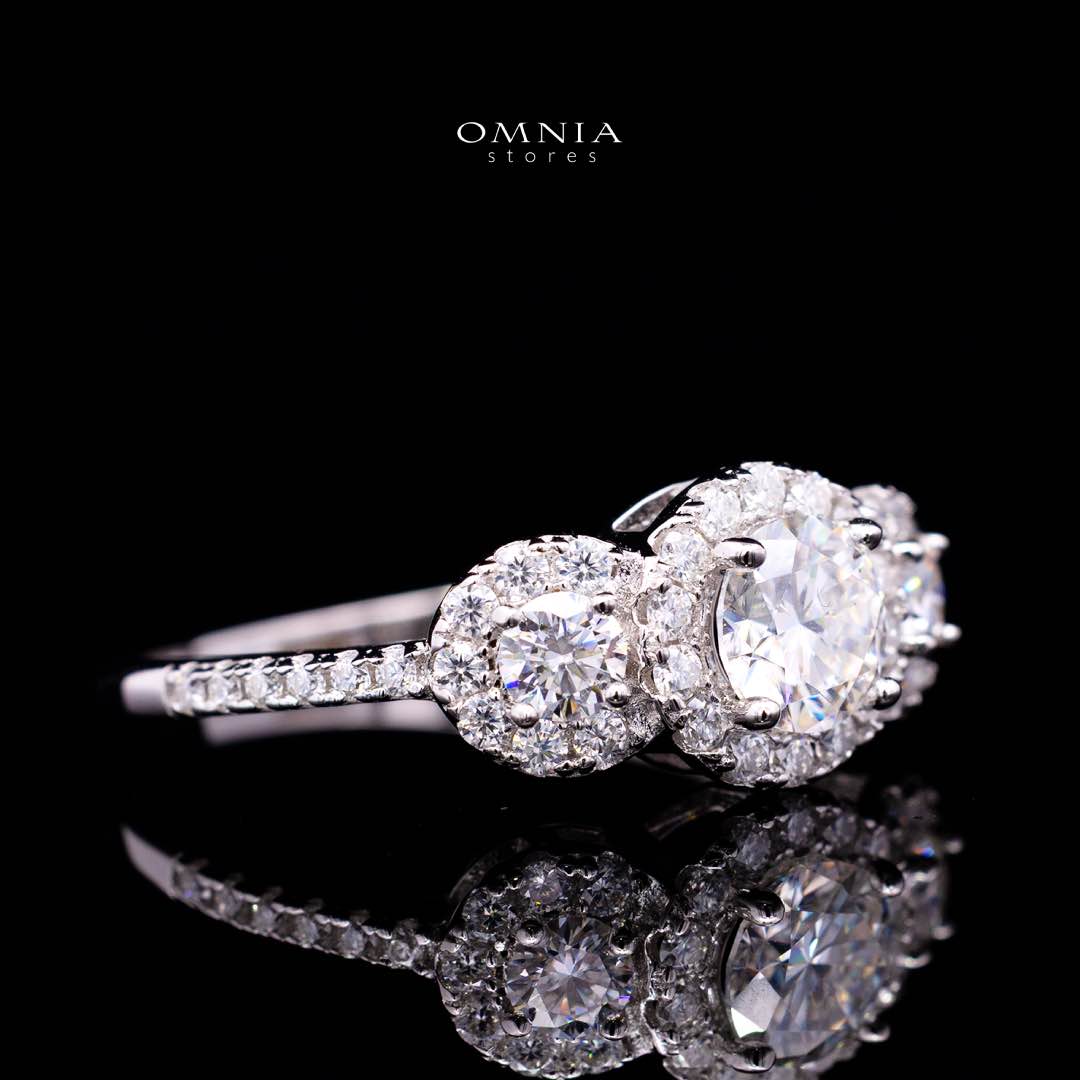 Fawzia White Round Cut Ring GRA Certified in High Quality 925 Silver 6.0mm 0.8ct