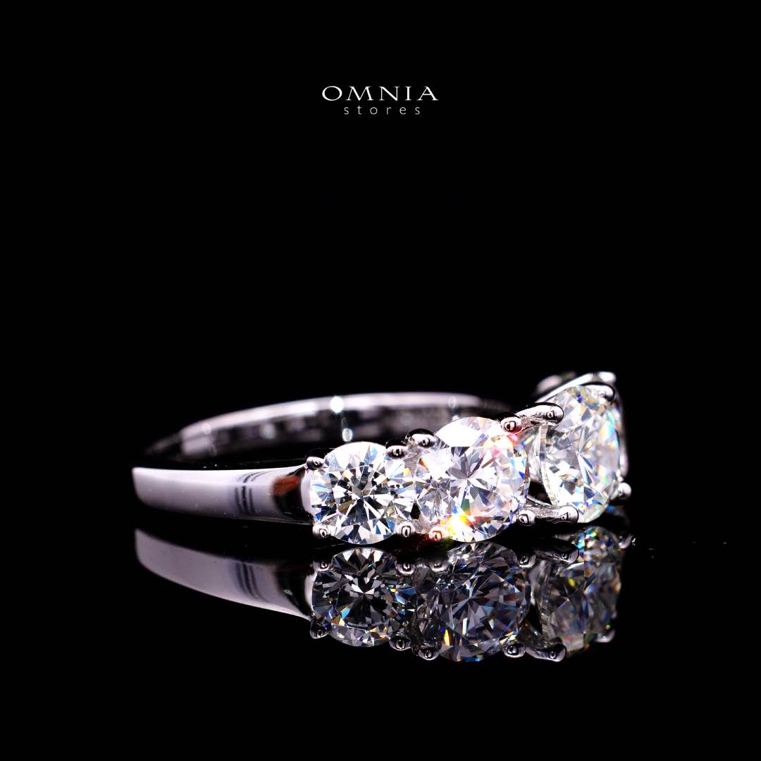 Parisa White Ring In 925 Silver High Quality Certified Lab Crafted Stones