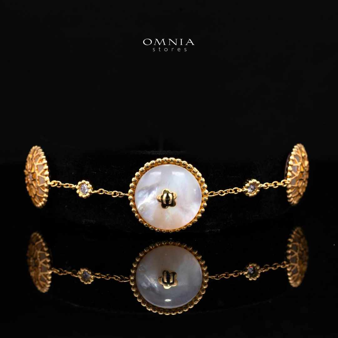 Omnia Elna Bracelet in Brass Gold Plated with White Shell & Delicate Chain Design