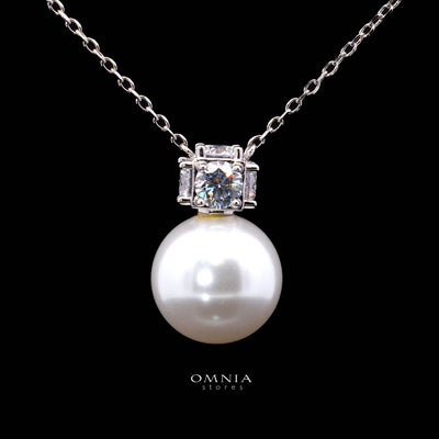 Omnia Belle White Pearl Necklace In 925 Silver High Quality Simulated Diamonds