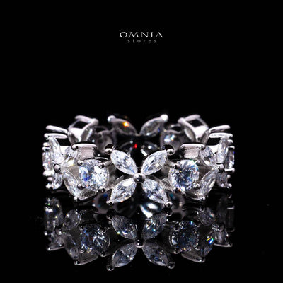 Omnia Lamara Floral-Inspired Ring in 92.5 Silver with High Quality Iced Cut Stones