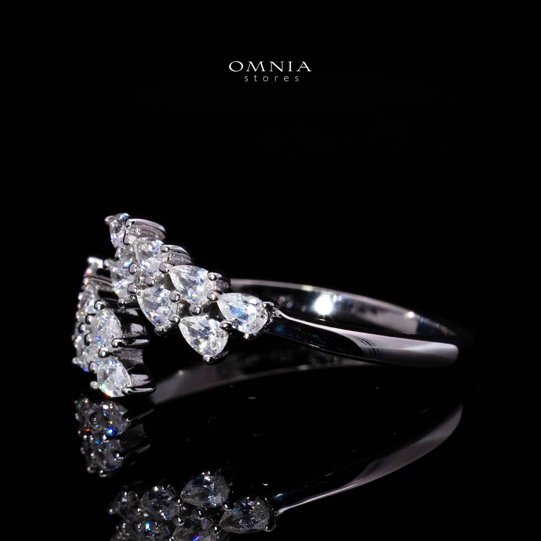 Vianna Crystal Vine Ring in 925 Silver with Premium Simulated Diamonds